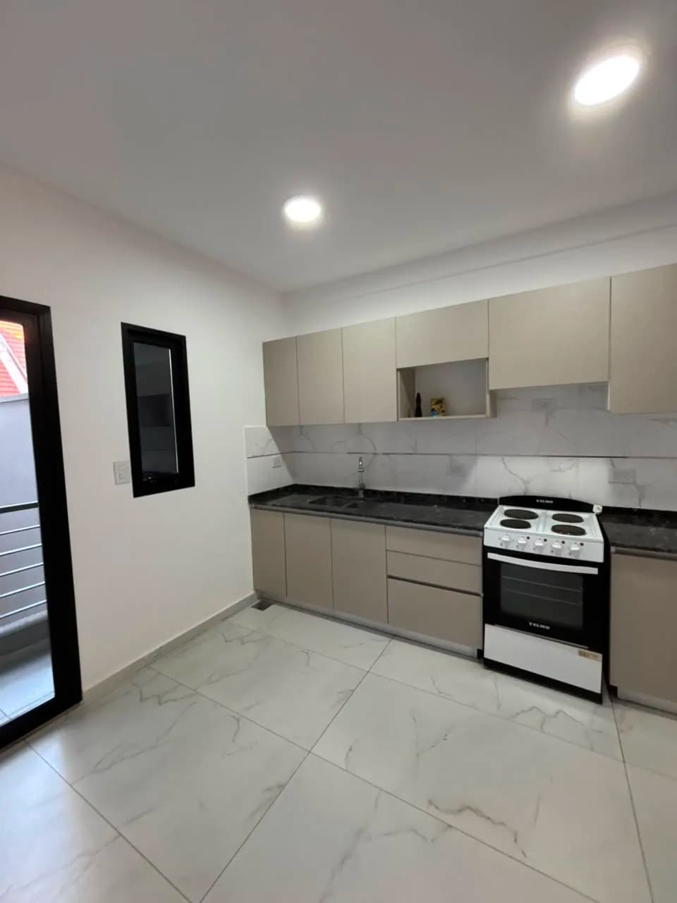 Cocina y comedor — Le Jardín 4